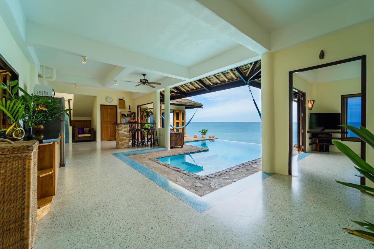 White Azure Villa Koh Phangan Praia de Than Sadet Exterior foto
